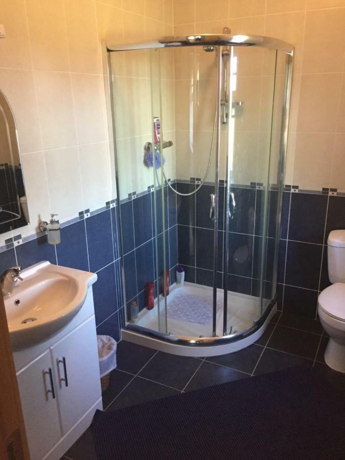 Hotel Flushing Meadows Crossmolina Zewnętrze zdjęcie
